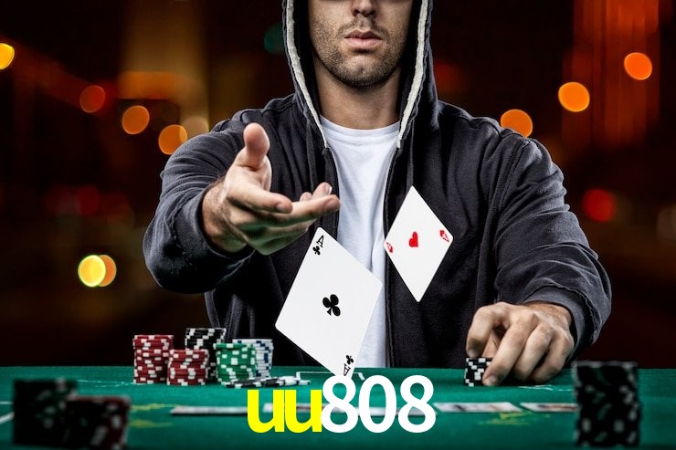 Celular uu808